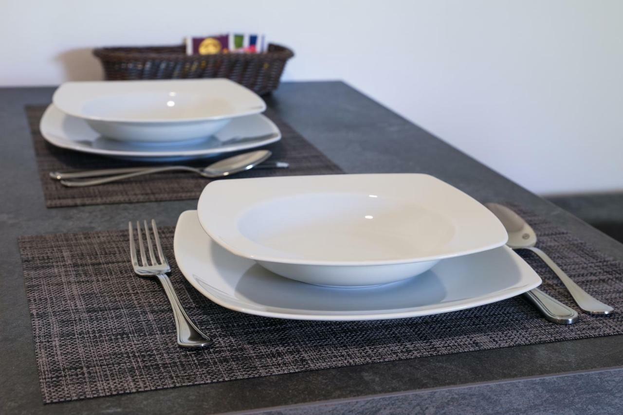 Apartment Promenada 35 Νόβι Σαντ Εξωτερικό φωτογραφία